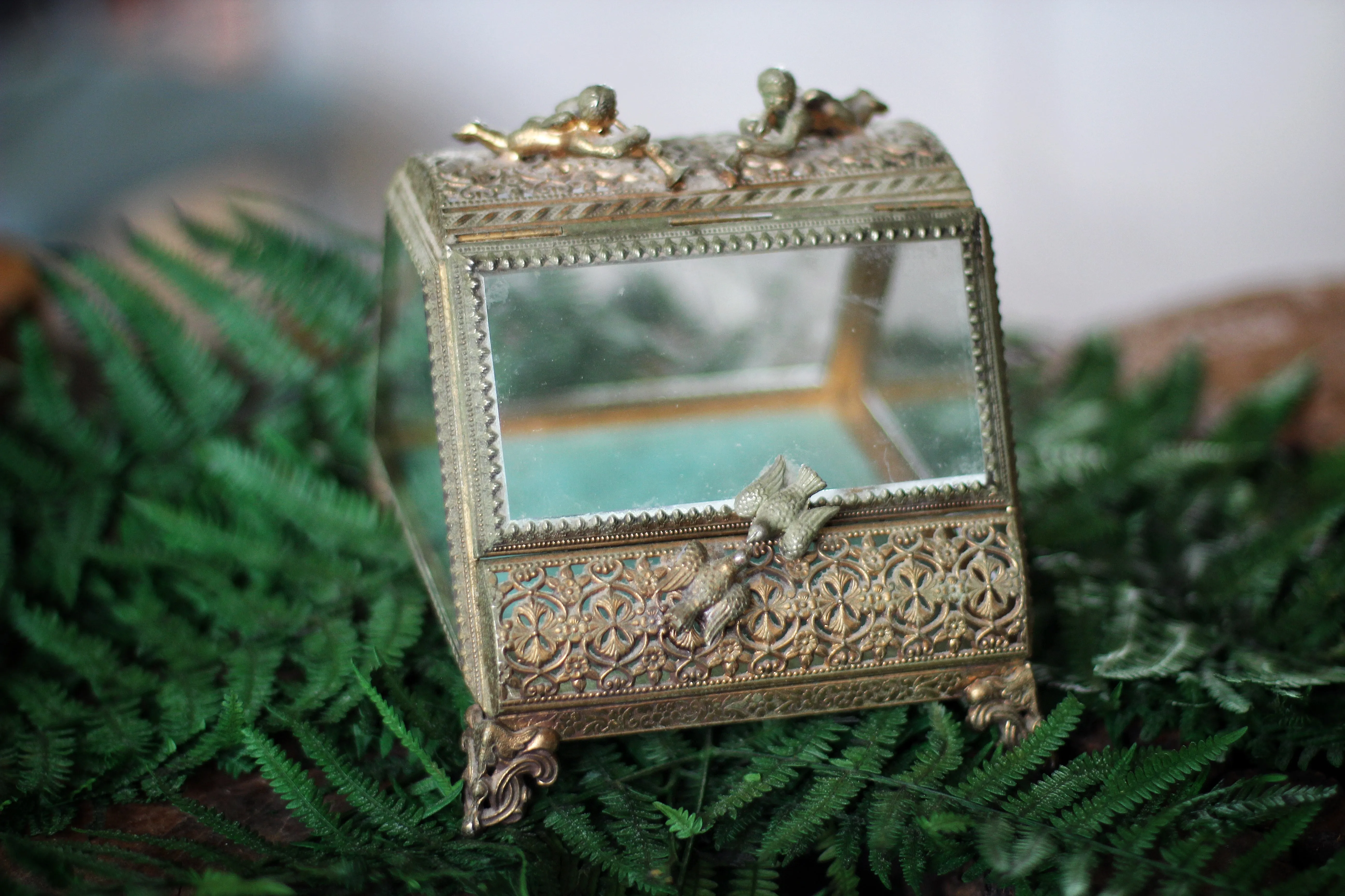 Antique Doves & Angeles Turquoise Jewelry Box