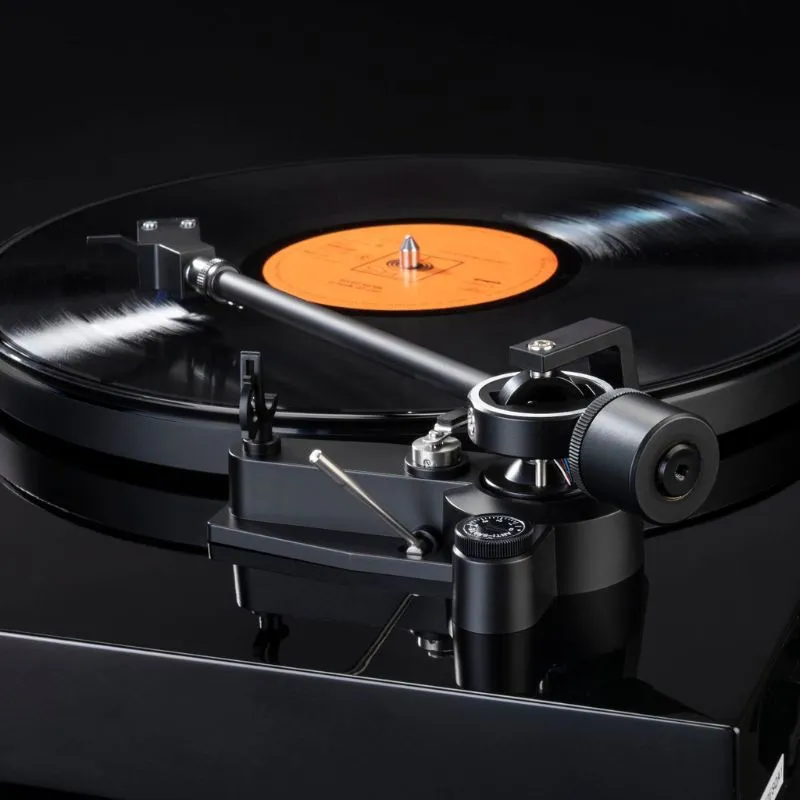 Dual CS 618Q - Manual HiFi Turntable