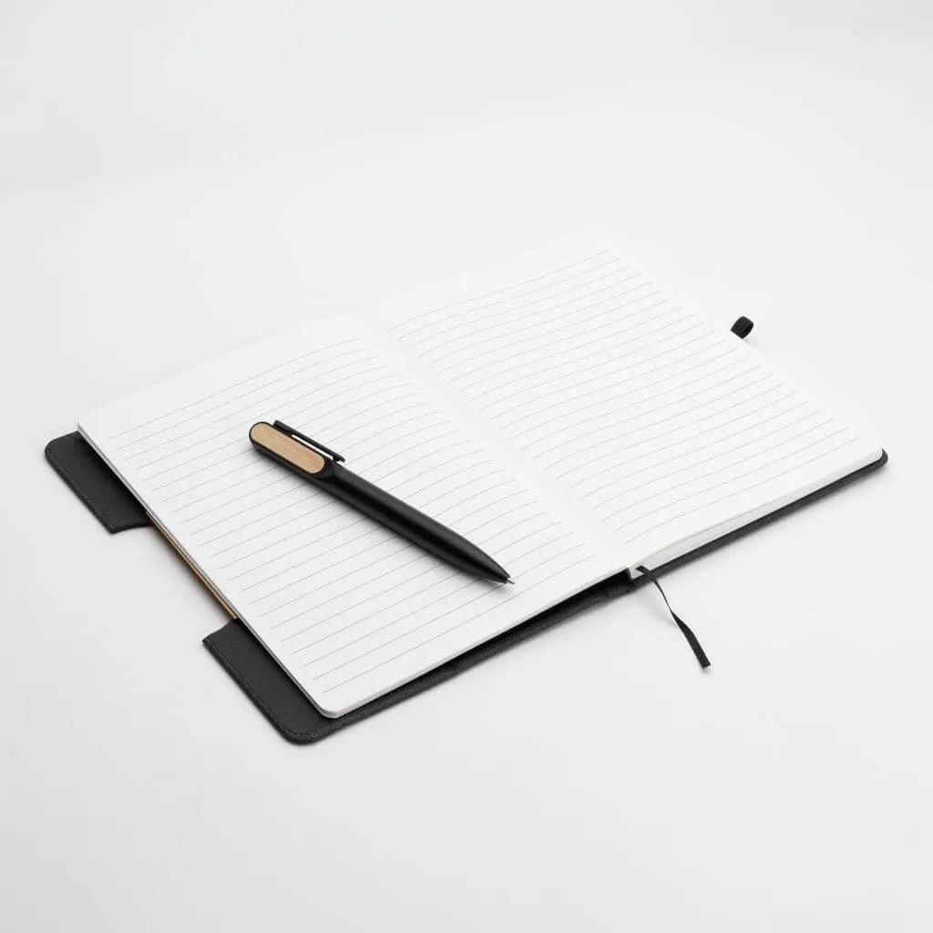 GSEN 682 - BUNDE - Set of A5 Notebook and Pen with Bamboo Element