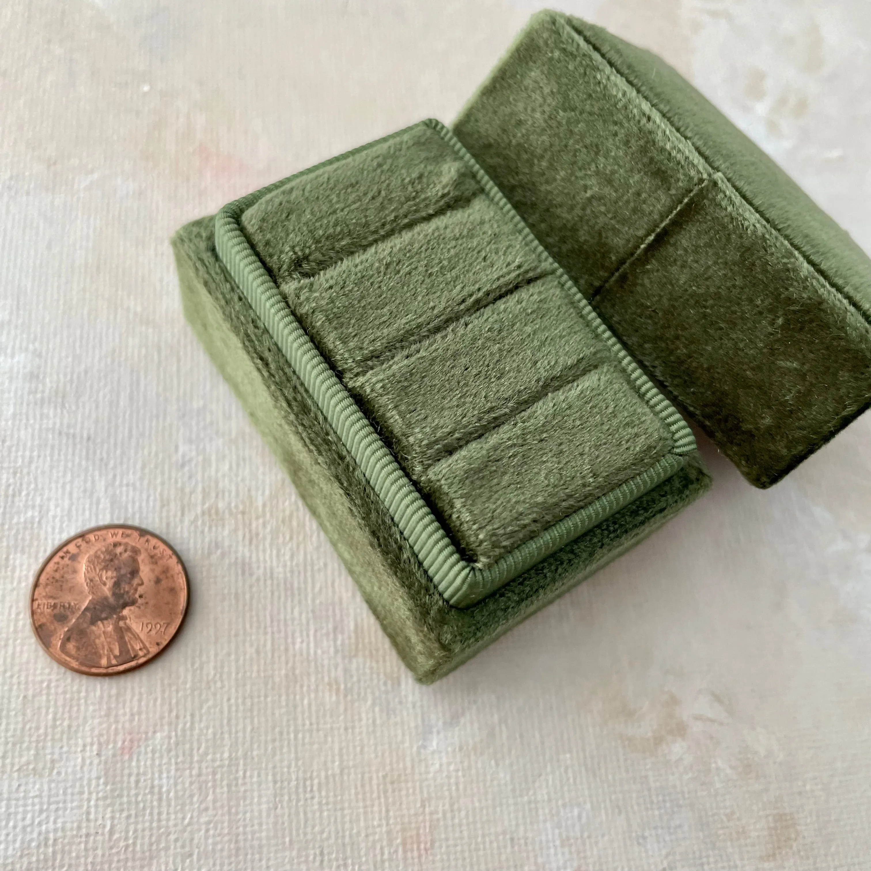 Olive Green 3 Slot Ring Box