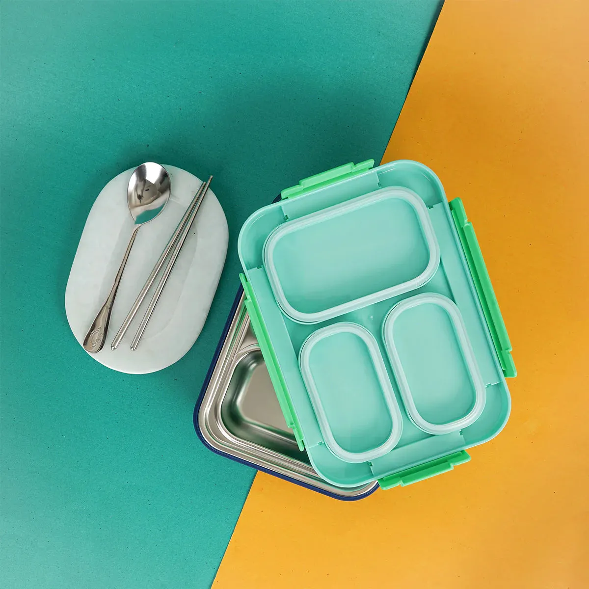 Starlight 100% Spill-Proof 3 Compartment Lunch Box