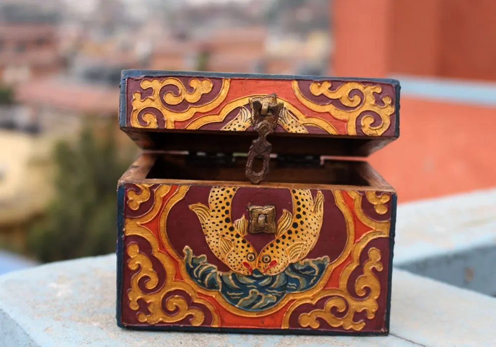 Tibetan Lucky Symbols Conch Decorative Wooden Box